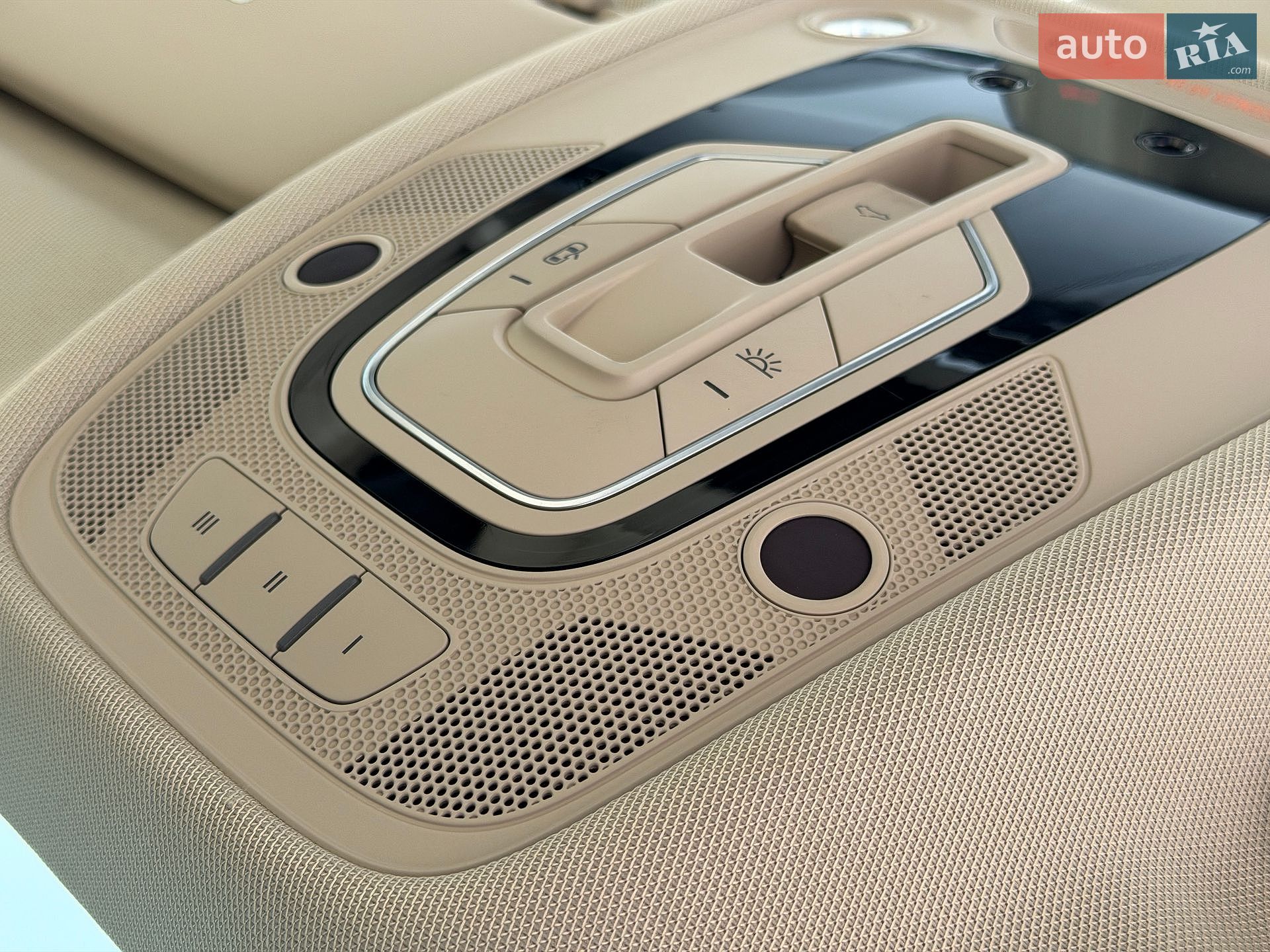 Audi A4 2016 VIN WAUGNAF4XHN010918 фото оголошення 38 з 47
