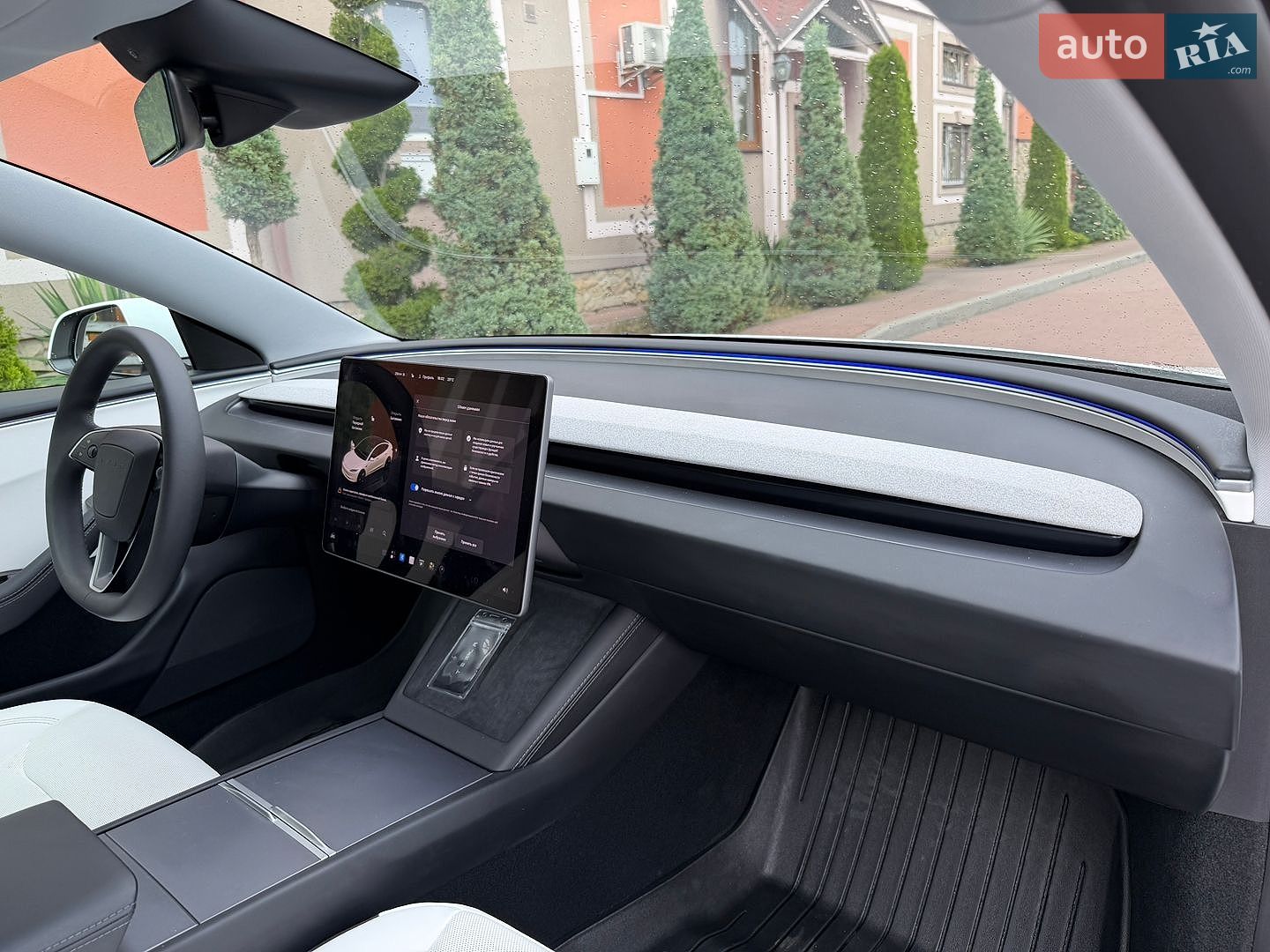 Tesla Model 3 2025 VIN 5YJ3E1EA2SF069895 фото оголошення 40 з 59