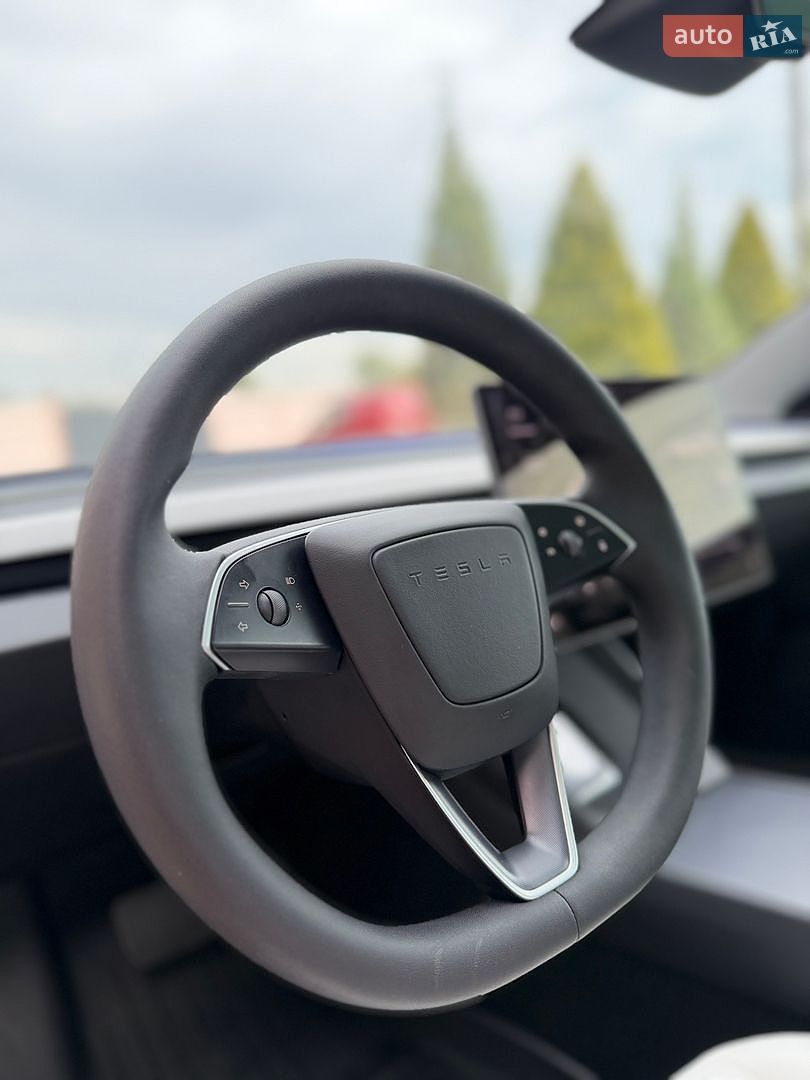 Tesla Model 3 2025 VIN 5YJ3E1EA2SF069895 фото оголошення 43 з 59