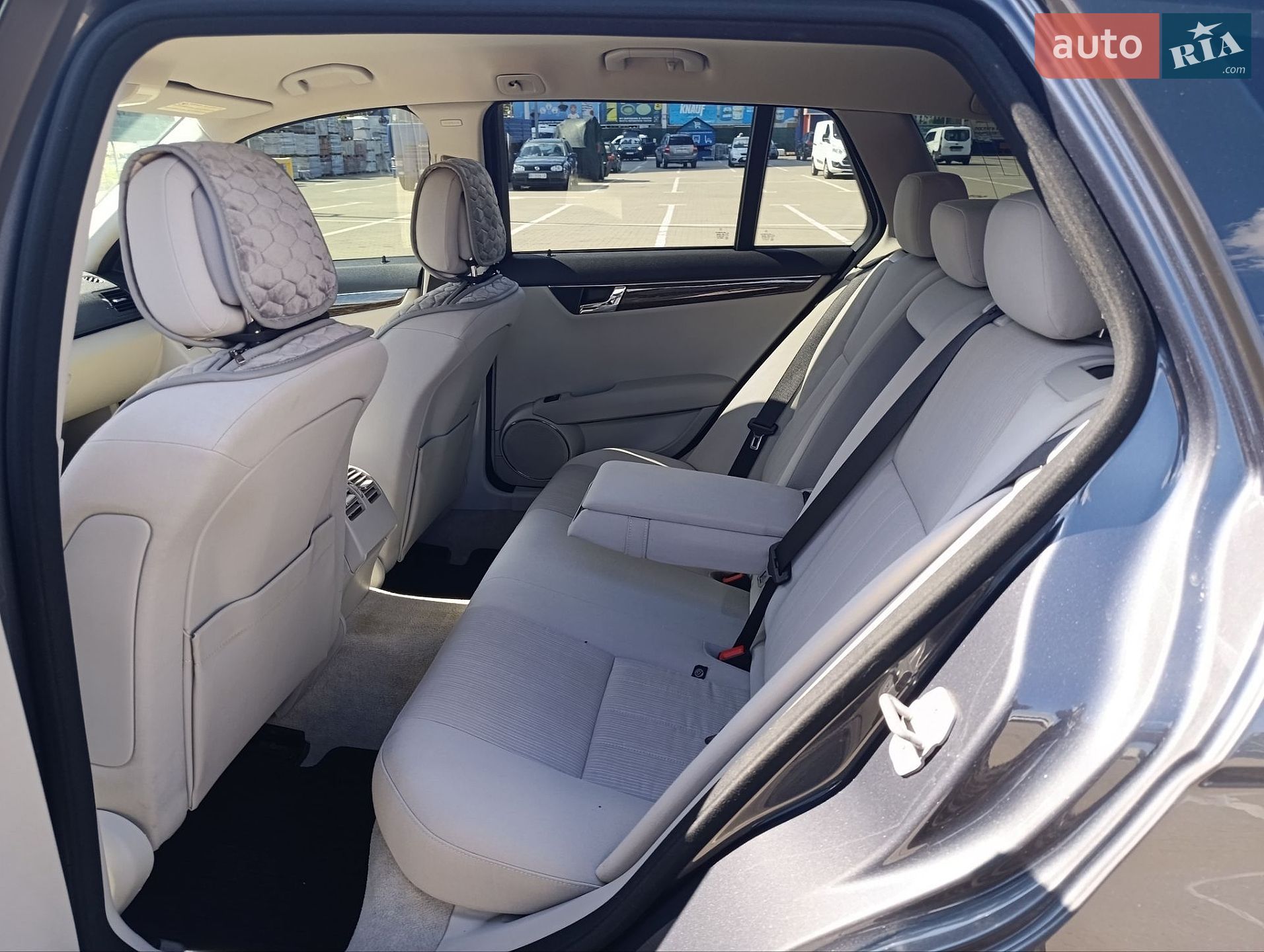 Mercedes-Benz C-Class 2010 VIN WDD2042011F534424 фото оголошення 2 з 5