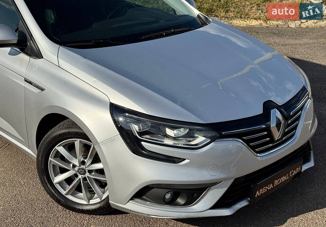 Renault Megane 2016 VIN VF1RFB00X56900182 фото оголошення 3 з 37