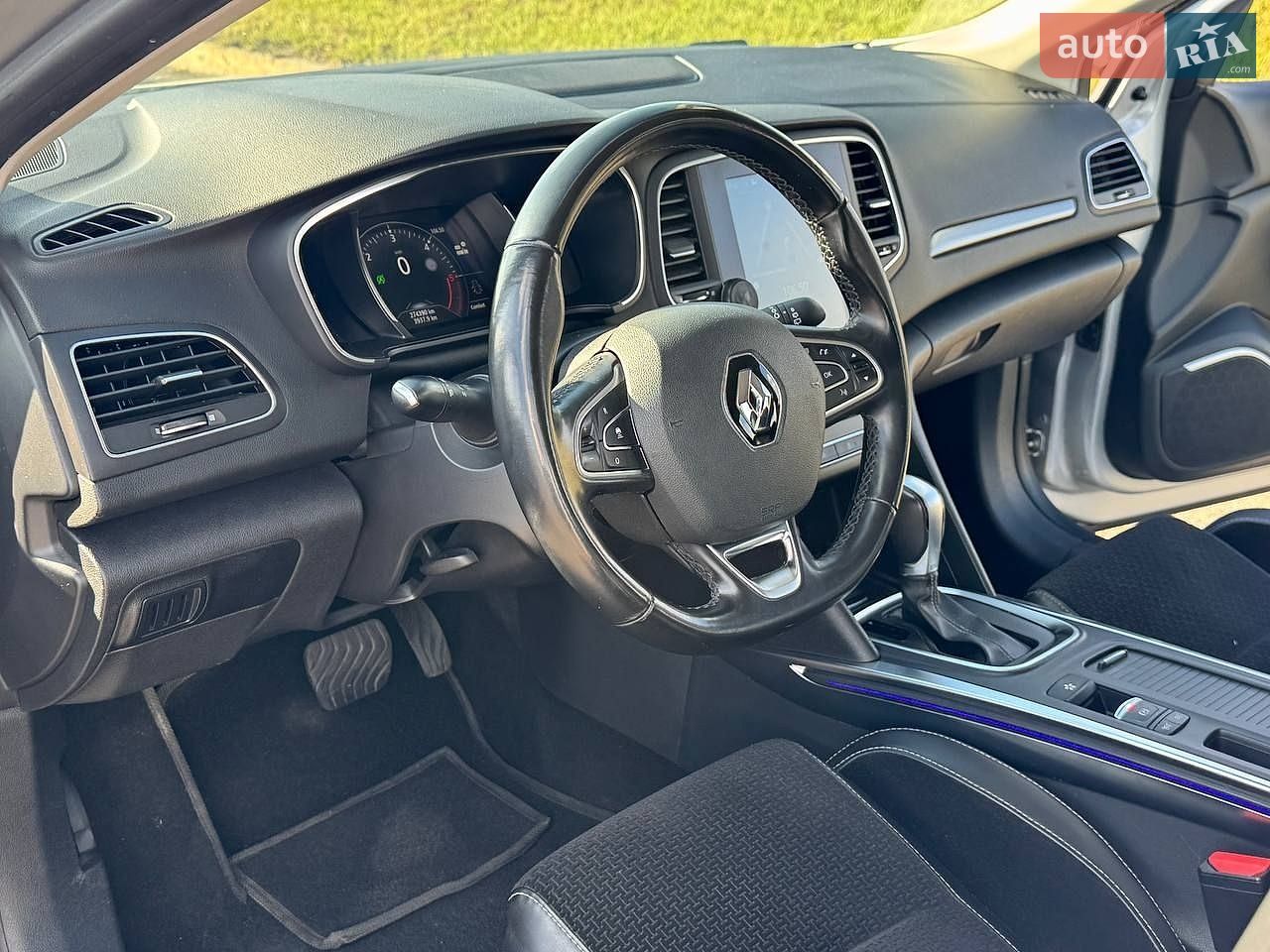 Renault Megane 2016 VIN VF1RFB00X56900182 фото оголошення 17 з 37