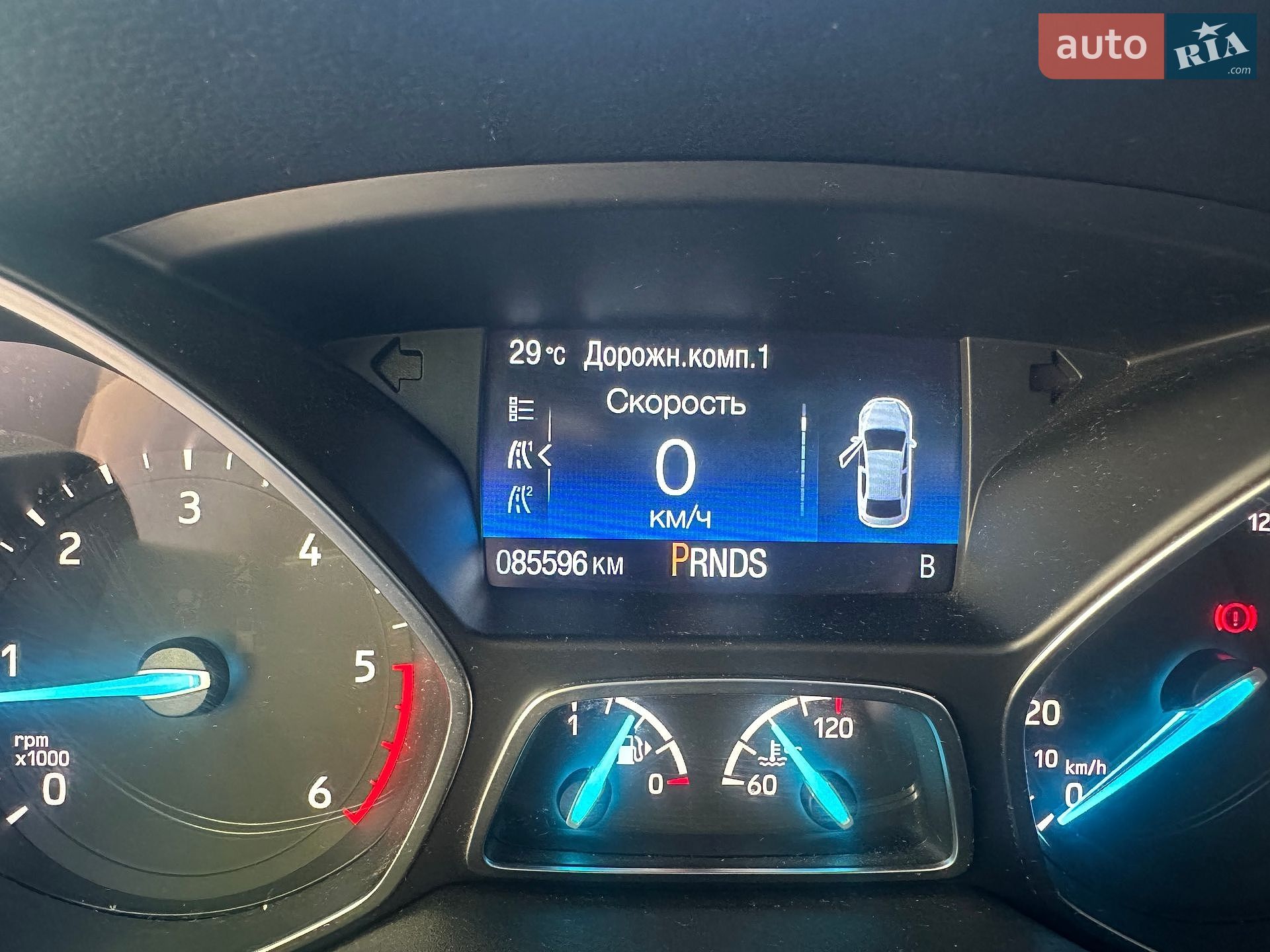 Ford Kuga 2019 VIN WF0AXXWPMAKJ60115 фото оголошення 3 з 11