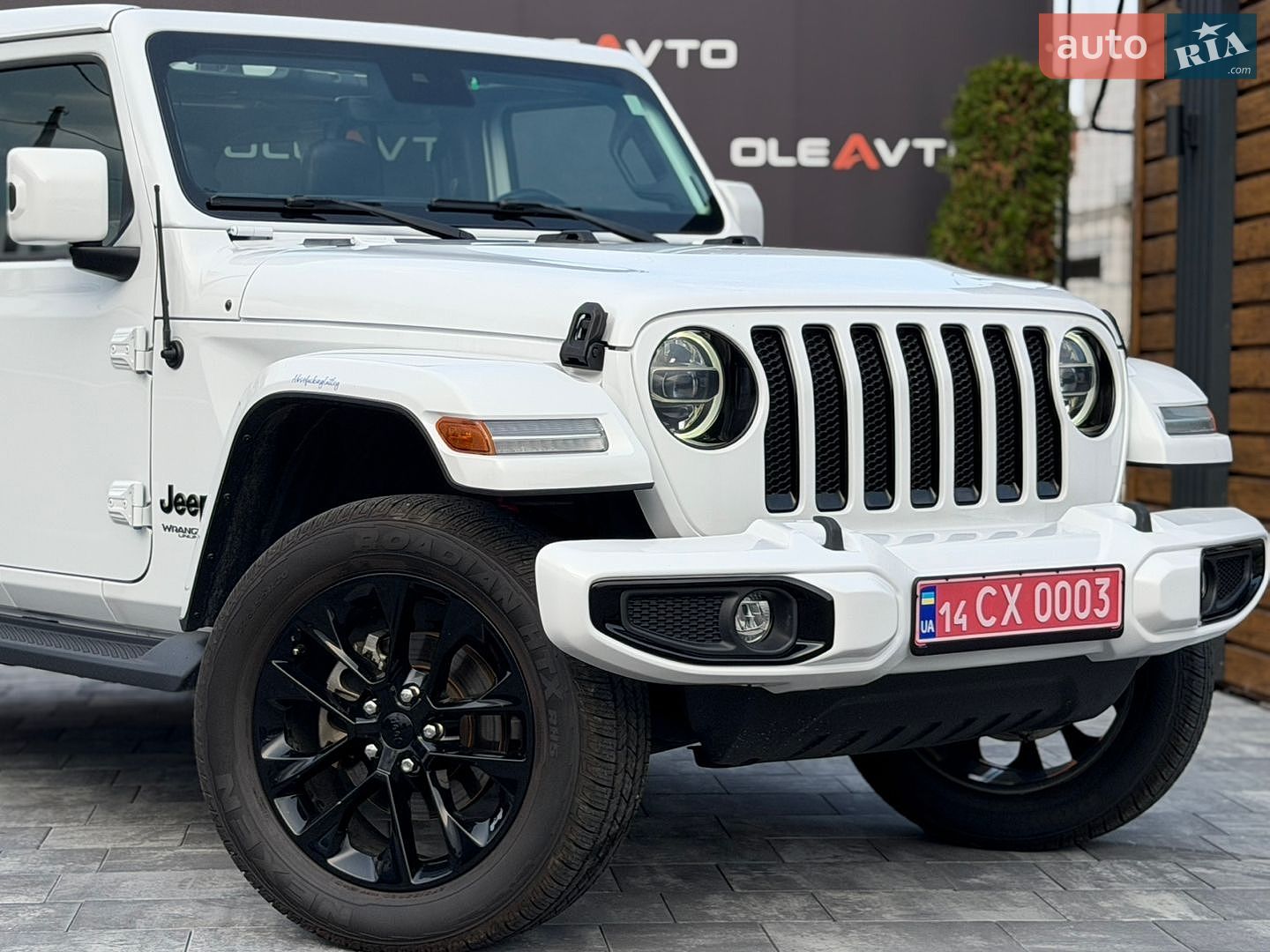 Jeep Wrangler 2021 VIN 1C4HJXEM4MW701812 фото оголошення 16 з 71