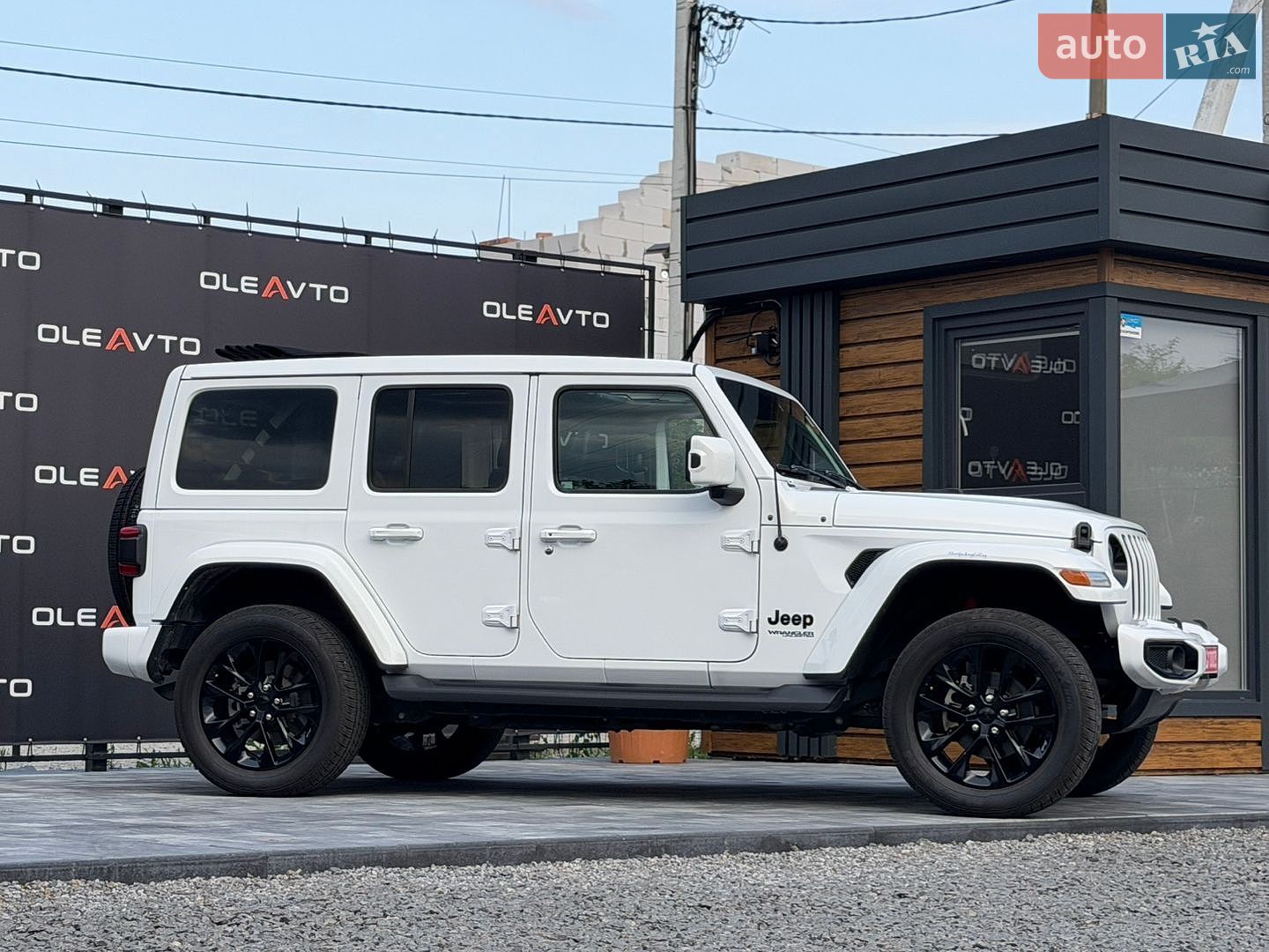 Jeep Wrangler 2021 VIN 1C4HJXEM4MW701812 фото оголошення 18 з 71