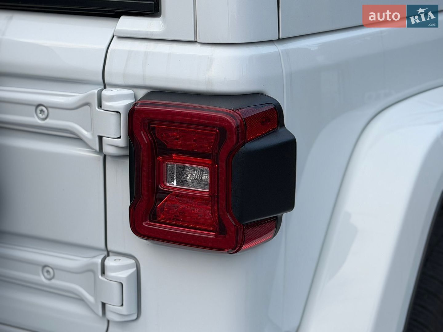 Jeep Wrangler 2021 VIN 1C4HJXEM4MW701812 фото оголошення 23 з 71