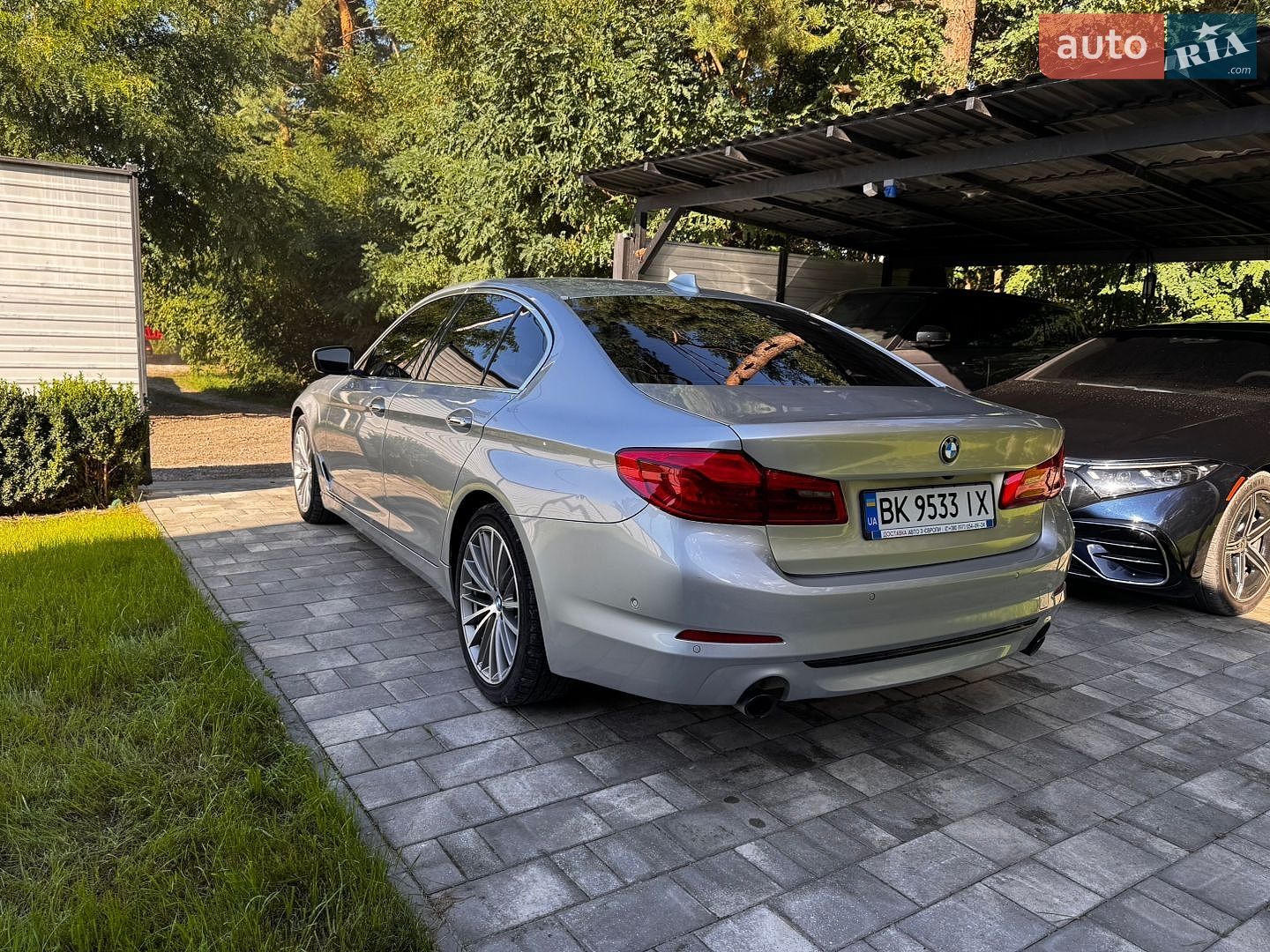 BMW 5 Series 2017 VIN WBAJA5C30HG898006 фото оголошення 11 з 33
