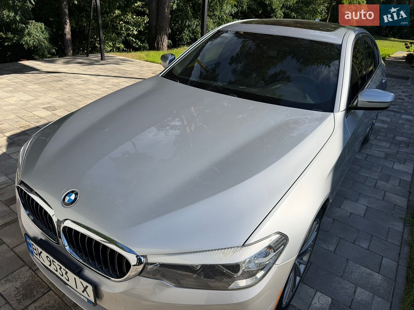 BMW 5 Series 2017 VIN WBAJA5C30HG898006 фото оголошення 3 з 33