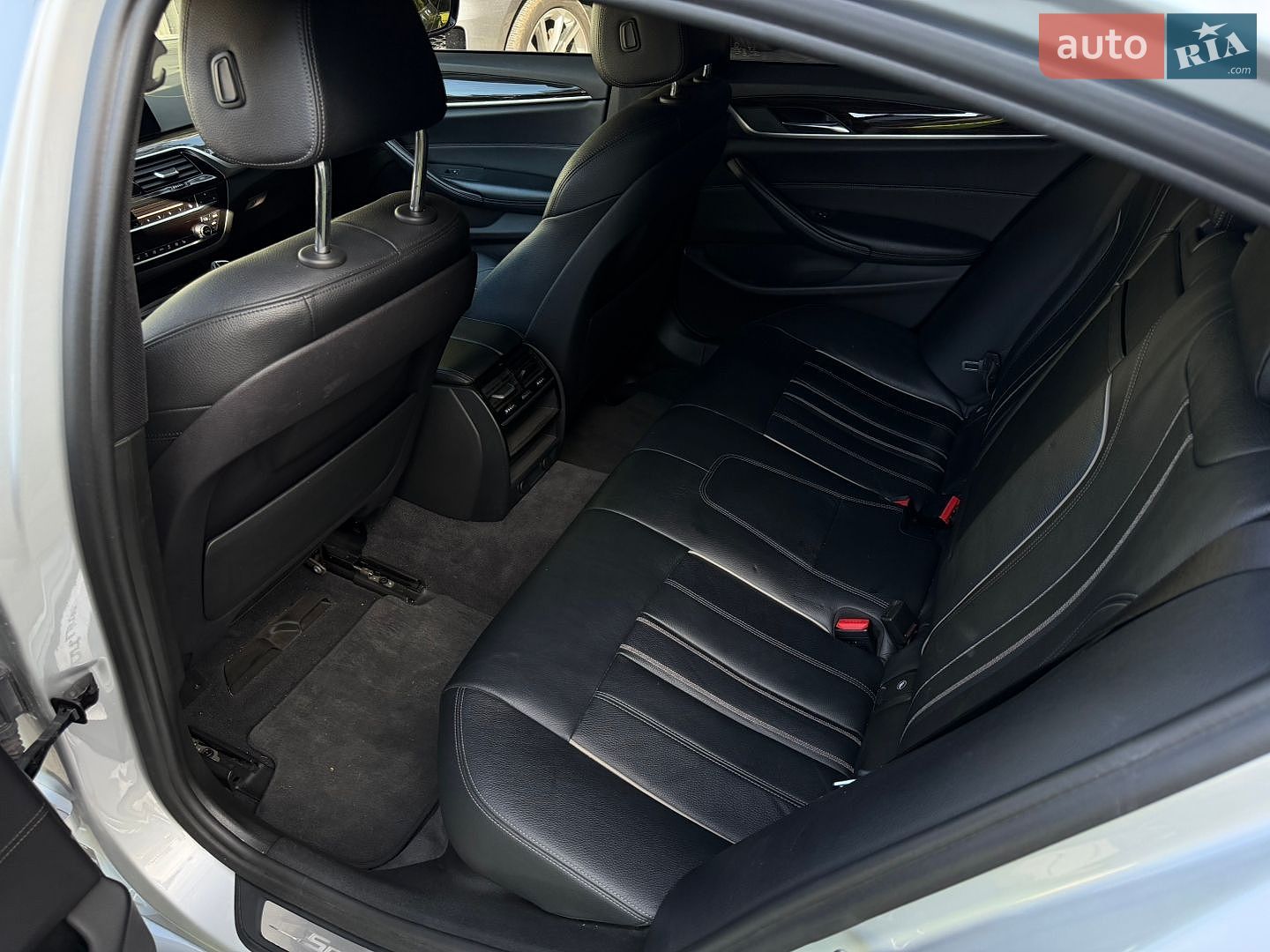 BMW 5 Series 2017 VIN WBAJA5C30HG898006 фото оголошення 25 з 33