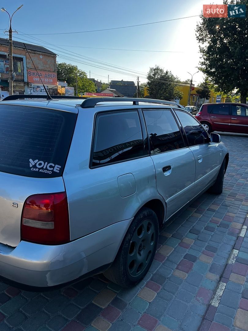 Audi A4 1999 VIN WAUZZZ8DZYA006293 фото оголошення 4 з 11