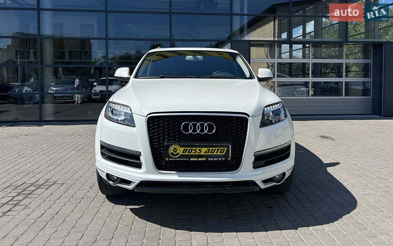 Audi Q7 2015 VIN WA1LGAFE1FD030010 фото оголошення 2 з 27