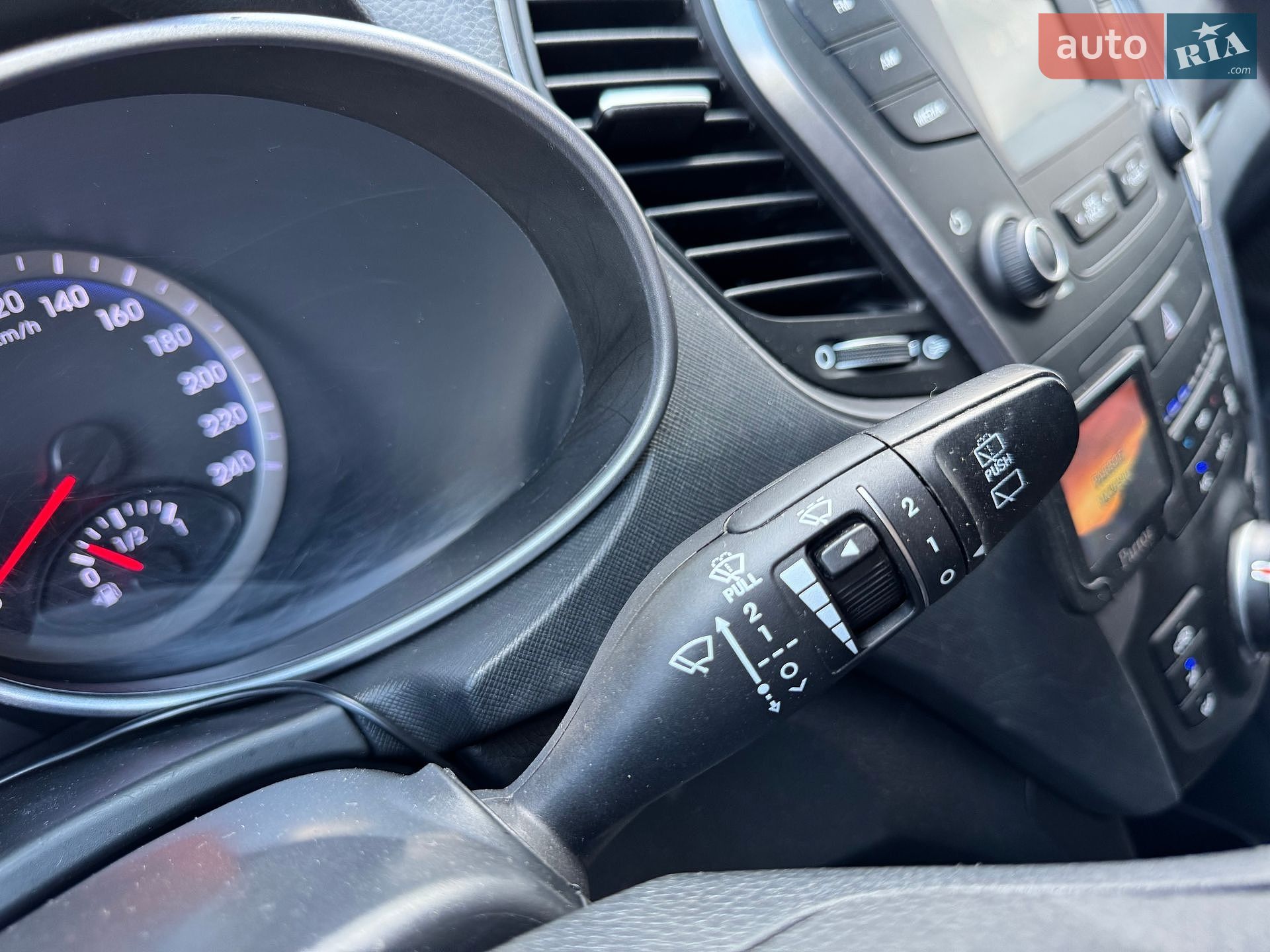 Hyundai Santa FE 2013 VIN KMHST81UAEU231967 фото оголошення 25 з 121