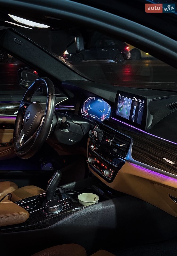 BMW 5 Series 2019 VIN WBAJR3C01LCD61215 фото оголошення 21 з 23