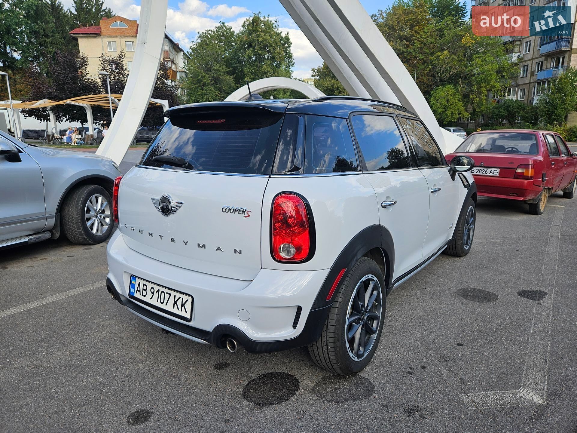 Mini Countryman 2016 VIN WMWZC5C51GWU04805 фото оголошення 3 з 11