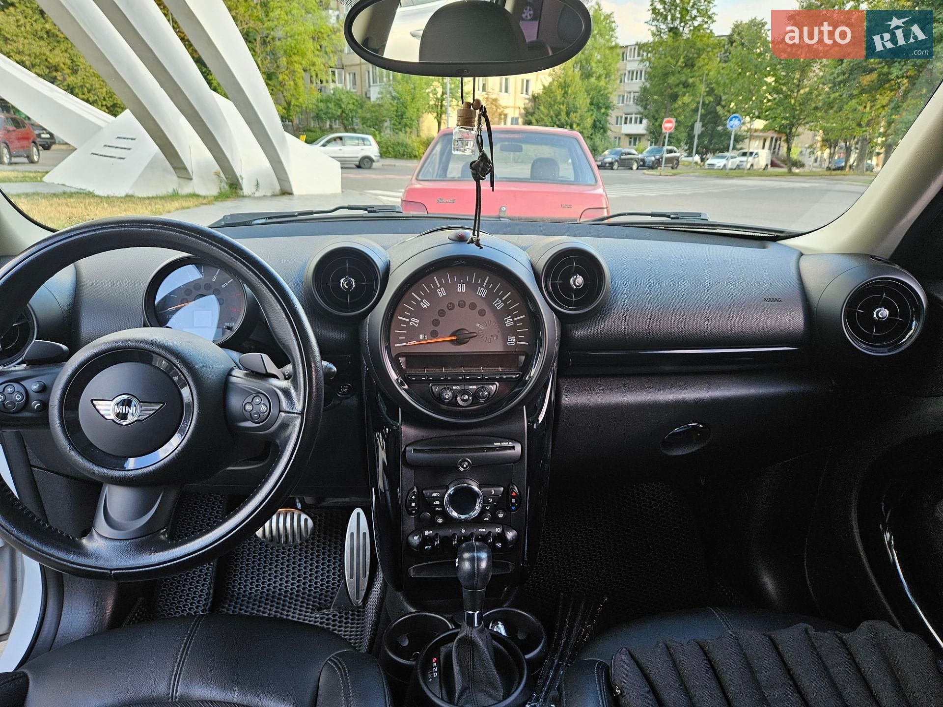 Mini Countryman 2016 VIN WMWZC5C51GWU04805 фото оголошення 11 з 11
