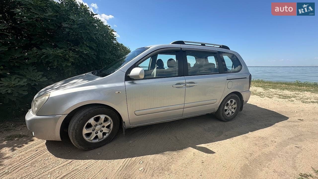 KIA Carnival 2007 VIN Y6LMB75437L000147 фото оголошення 2 з 13