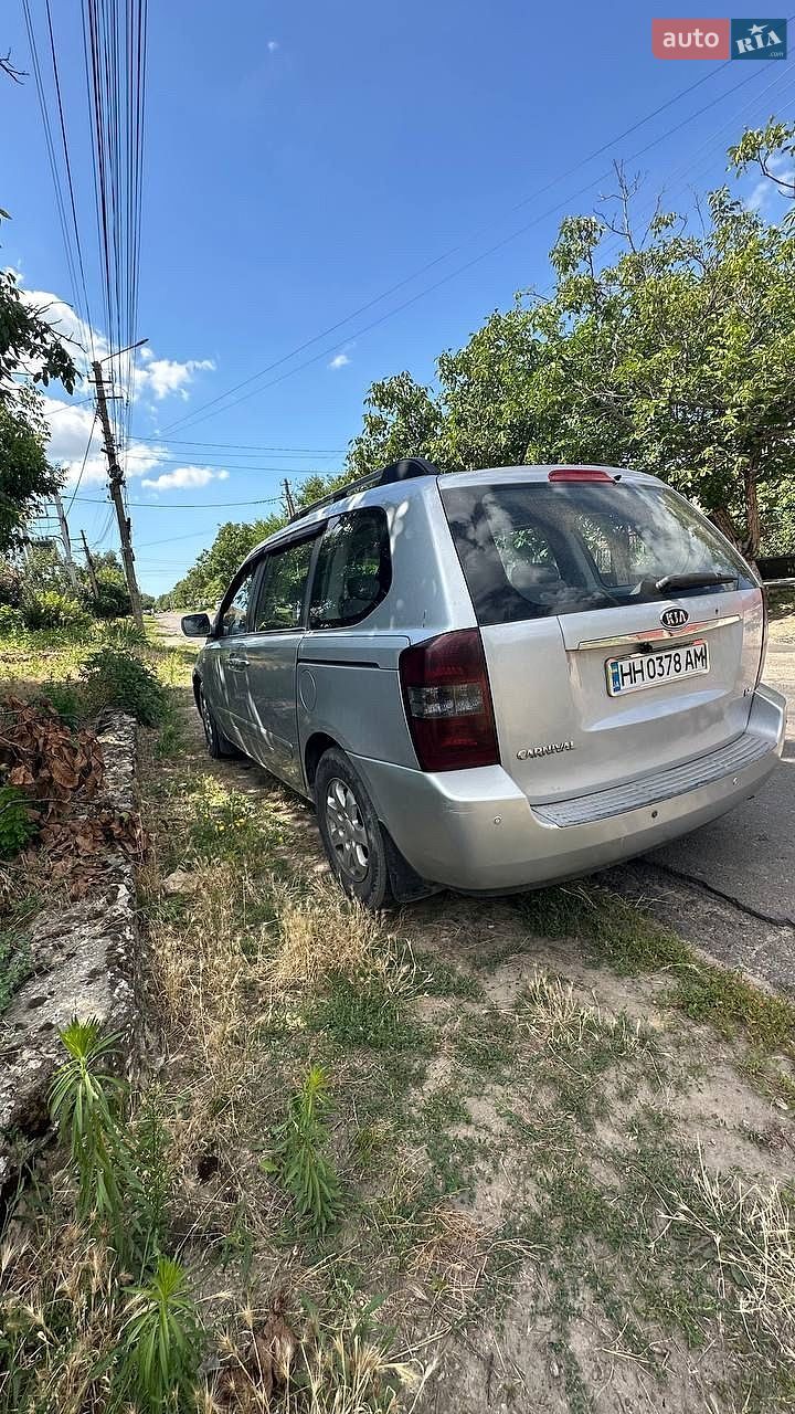 KIA Carnival 2007 VIN Y6LMB75437L000147 фото оголошення 11 з 13