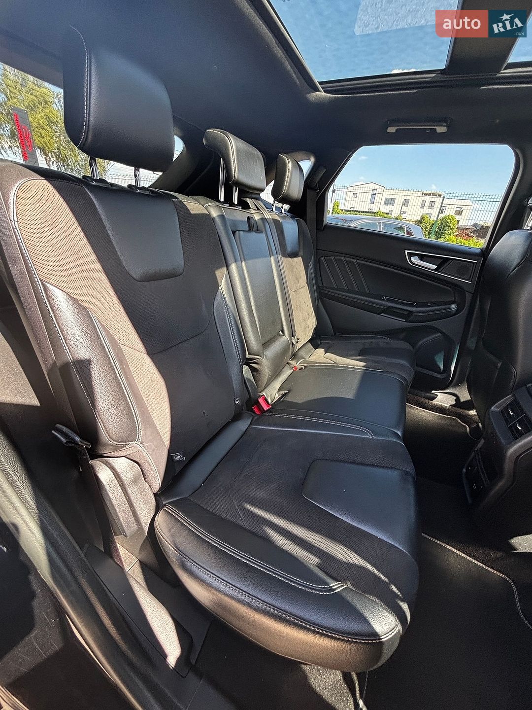 Ford Edge 2020 VIN 2FMPK4AP8LBA63938 фото оголошення 16 з 43