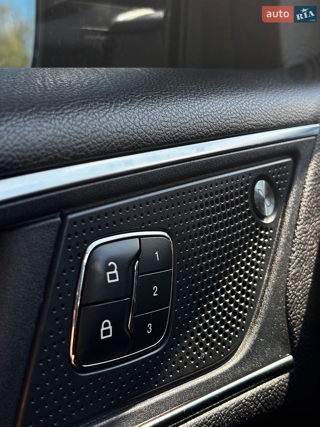 Ford Edge 2020 VIN 2FMPK4AP8LBA63938 фото оголошення 27 з 43
