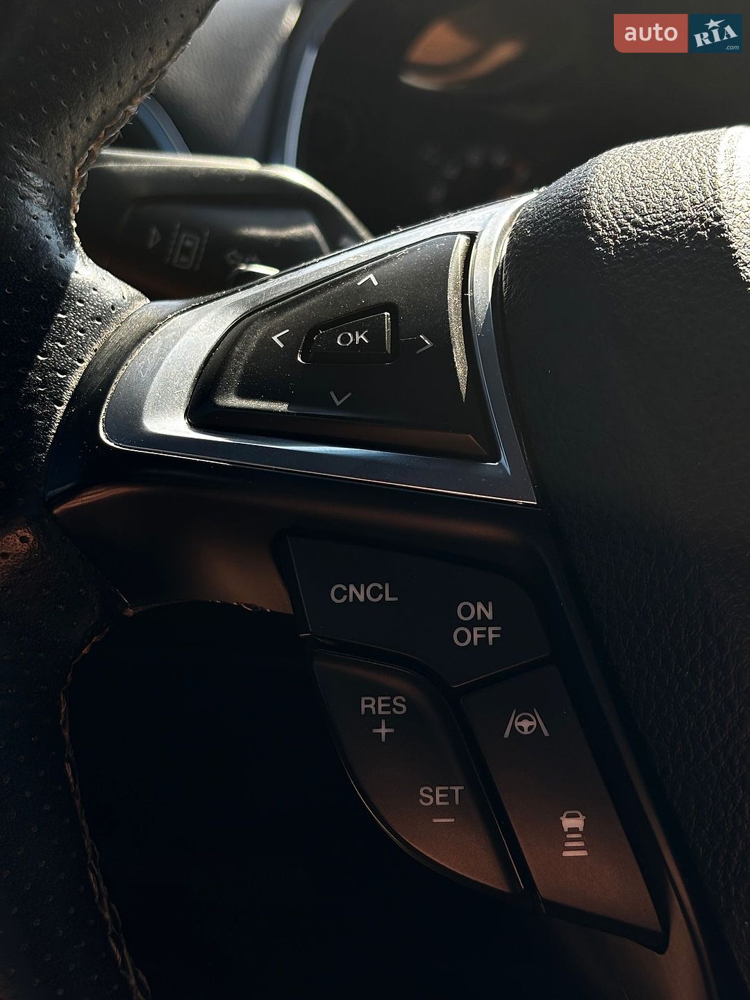 Ford Edge 2020 VIN 2FMPK4AP8LBA63938 фото оголошення 30 з 43