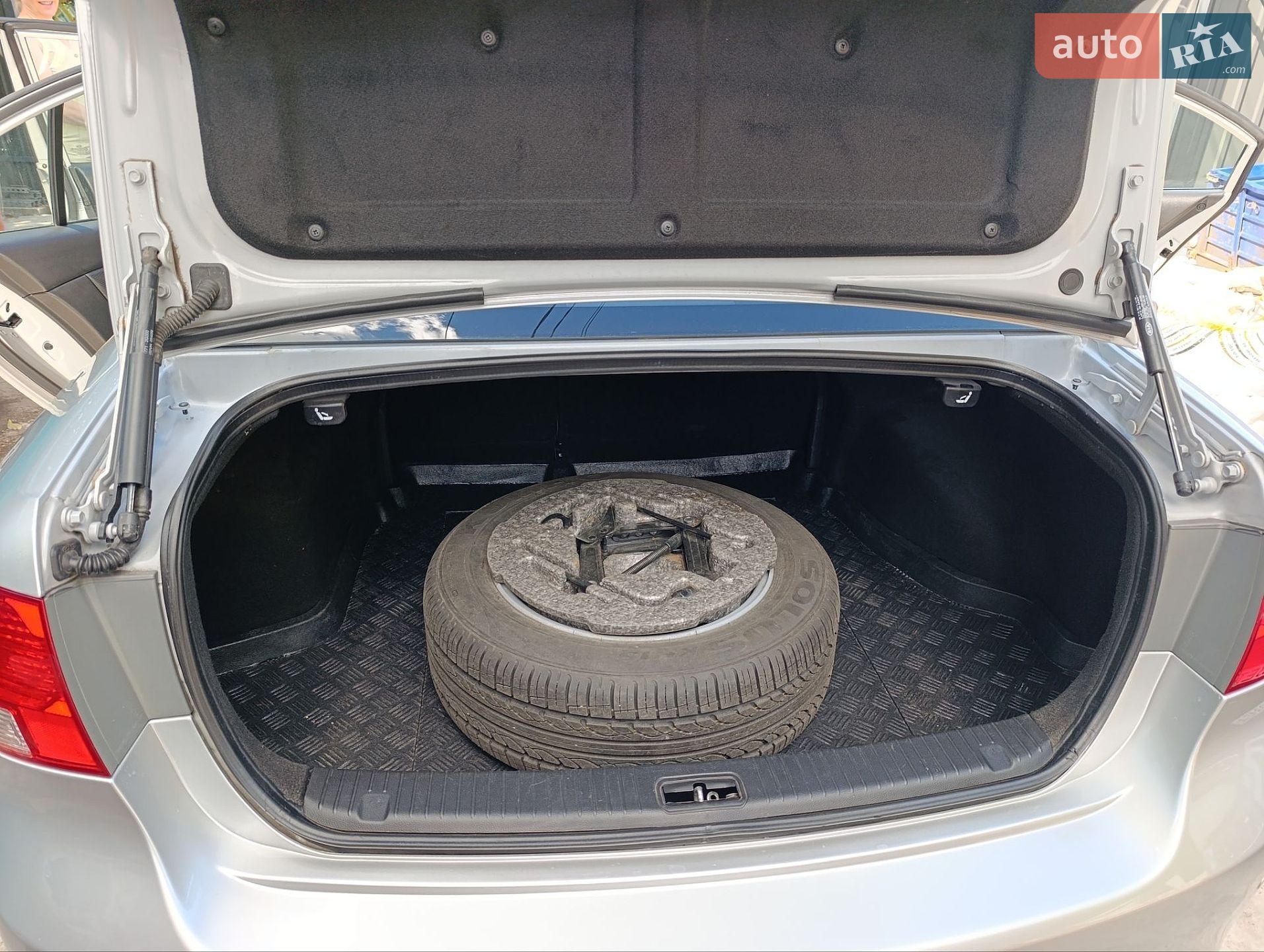 KIA Magentis 2009 VIN Y6DGE227395363110 фото оголошення 15 з 21