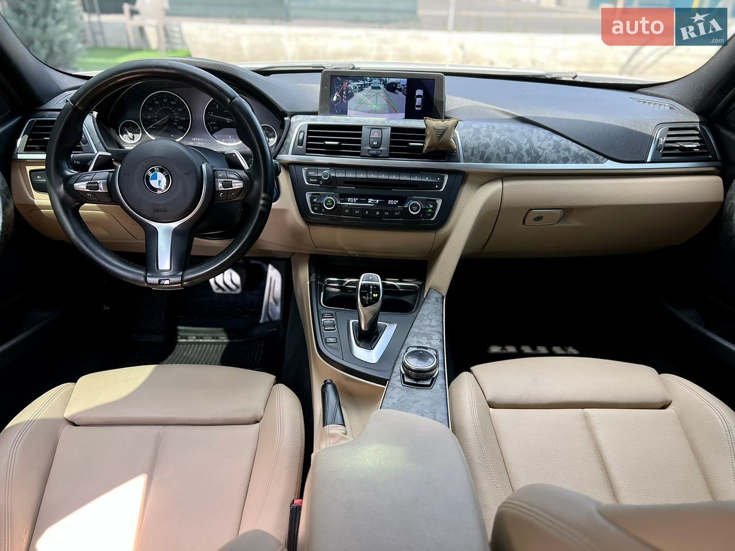 BMW 3 Series 2017 VIN WBA8B9G36HNU54394 фото оголошення 9 з 32