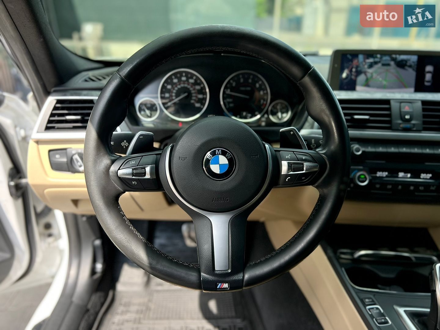 BMW 3 Series 2017 VIN WBA8B9G36HNU54394 фото оголошення 29 з 32
