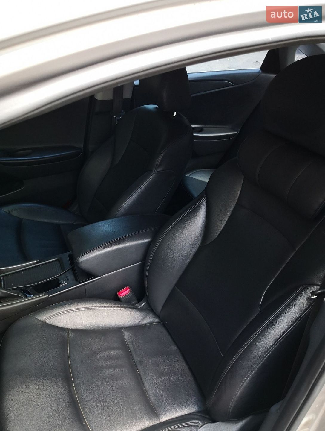 Hyundai Sonata 2013 VIN KMHEC41LBDA549837 фото оголошення 17 з 24