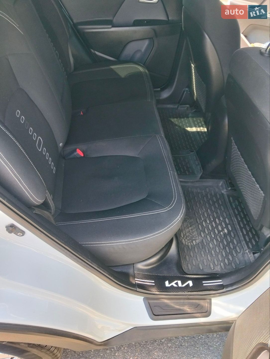 Kia Sportage 2011 VIN U5YPC815ABL045249 фото оголошення 17 з 24