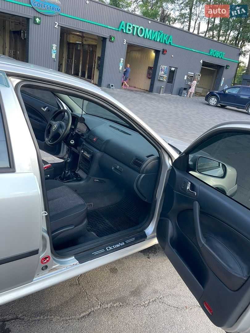 Skoda Octavia 2002 VIN Y6UBE41U638676185 фото оголошення 9 з 11