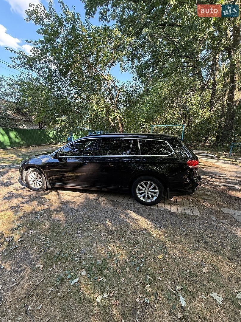 Volkswagen Passat 2016 VIN WVWZZZ3CZHE056933 фото оголошення 4 з 29