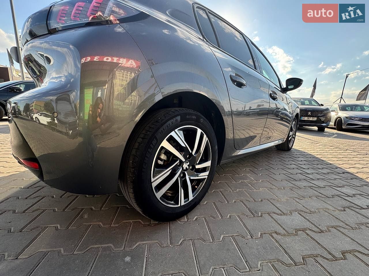 Peugeot 208 2019 VIN VR3UPHNSSKT121753 фото оголошення 13 з 51