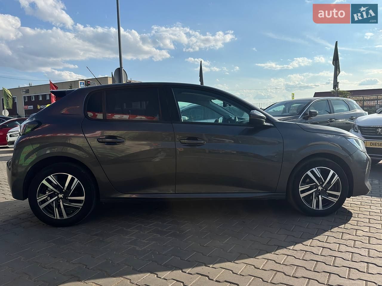 Peugeot 208 2019 VIN VR3UPHNSSKT121753 фото оголошення 11 з 51