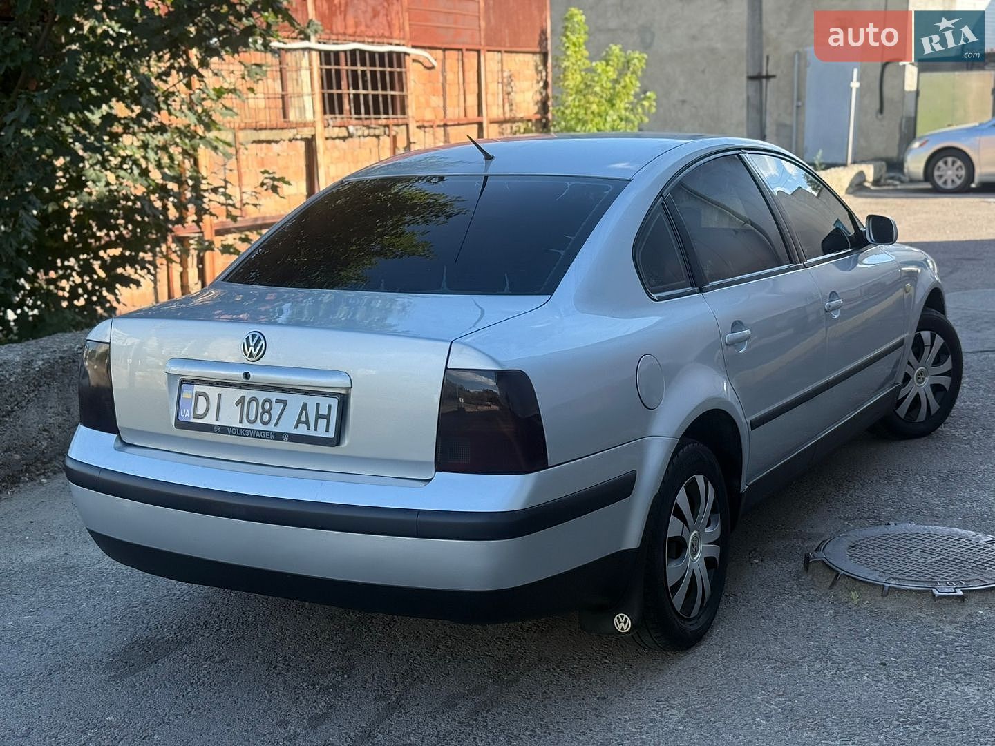 Volkswagen Passat 1999 VIN WVWZZZ3BZXX038593 фото оголошення 2 з 19