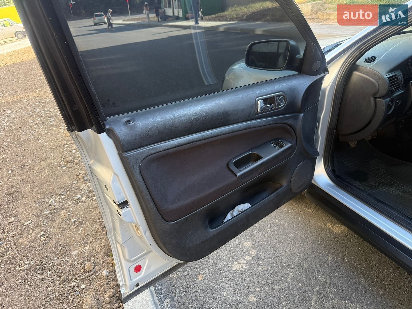 Volkswagen Passat 1999 VIN WVWZZZ3BZXX038593 фото оголошення 15 з 19