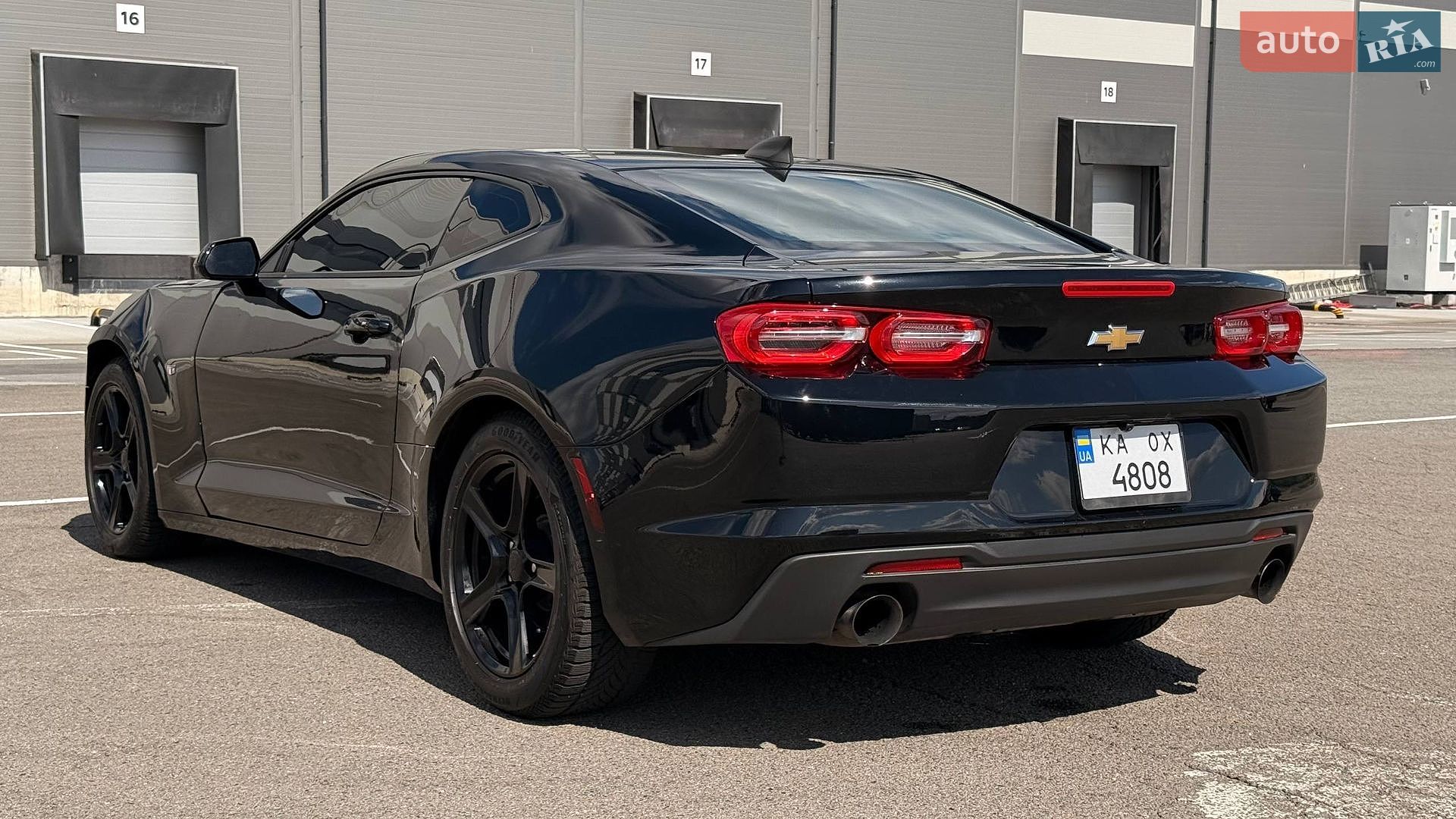 Chevrolet Camaro 2018 VIN 1G1FB1RX8K0108582 фото оголошення 4 з 32