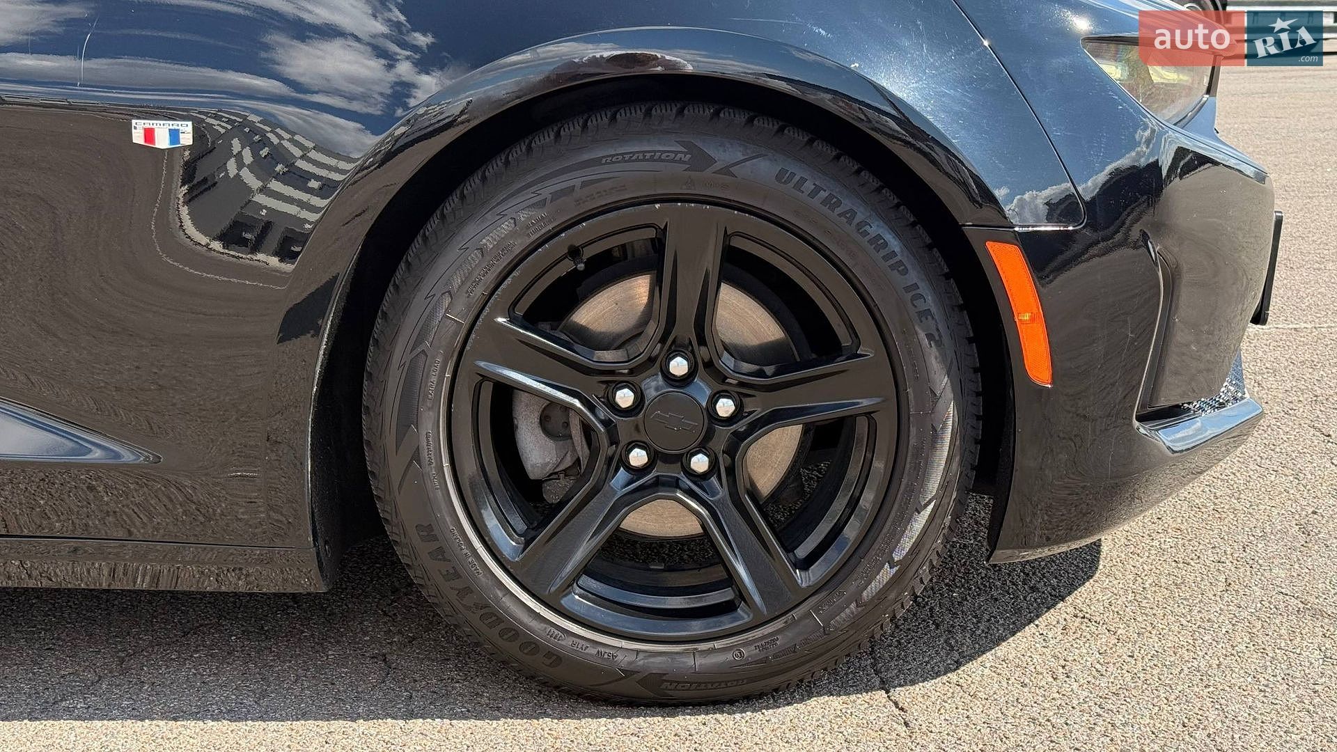 Chevrolet Camaro 2018 VIN 1G1FB1RX8K0108582 фото оголошення 9 з 32