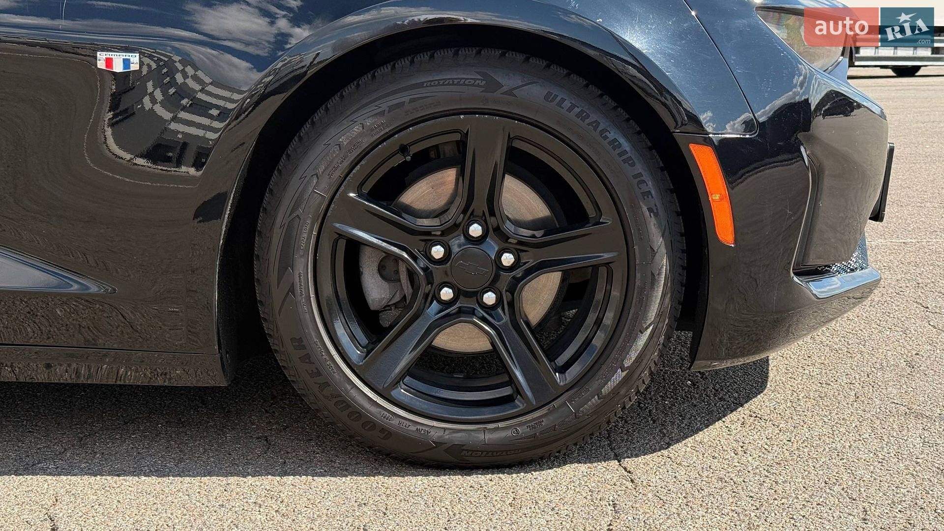 Chevrolet Camaro 2018 VIN 1G1FB1RX8K0108582 фото оголошення 10 з 32