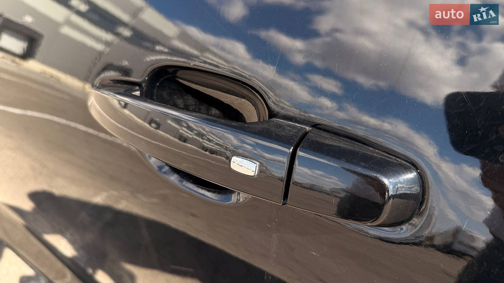 Chevrolet Camaro 2018 VIN 1G1FB1RX8K0108582 фото оголошення 27 з 32