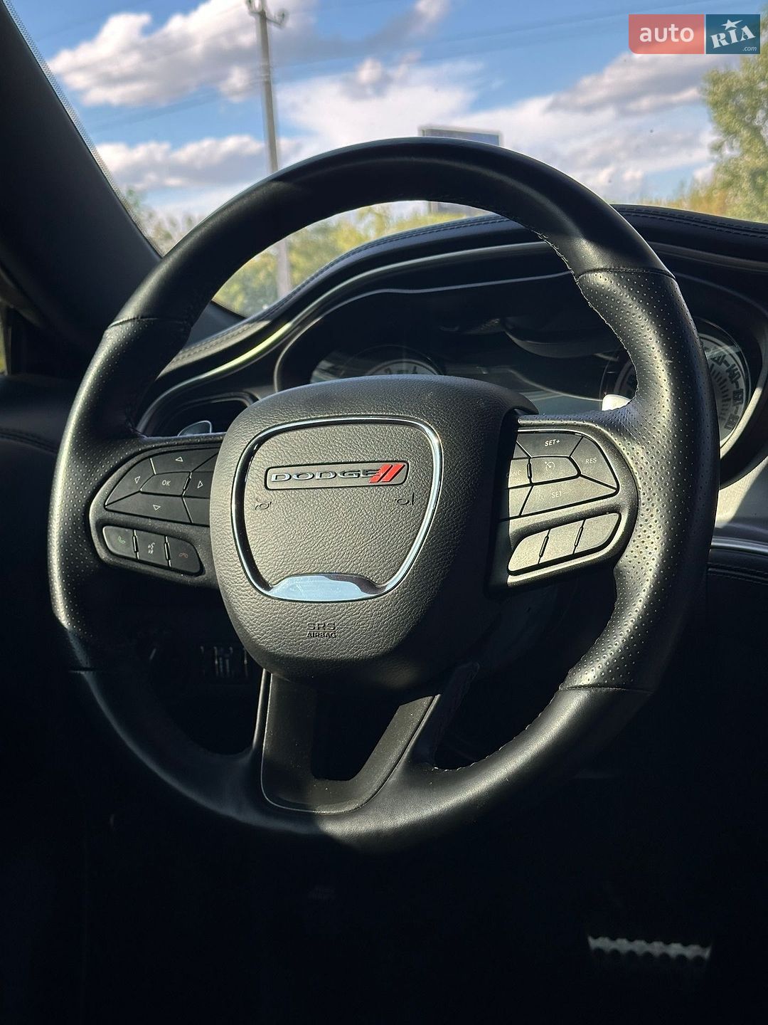 Dodge Challenger 2020 VIN 2C3CDZFJXLH205447 фото оголошення 16 з 36