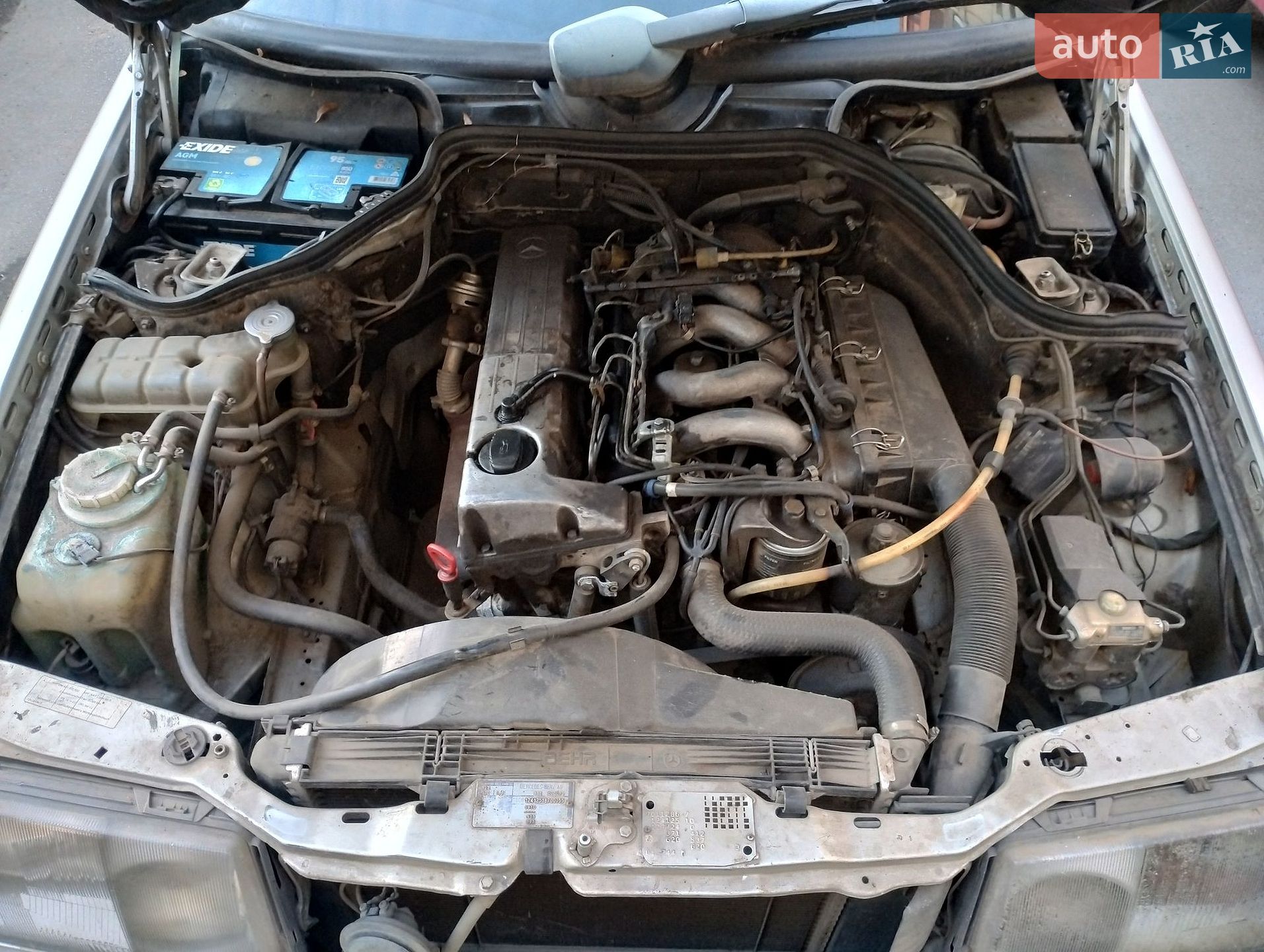 Mercedes-Benz E-Class 1992 VIN WDB1241251B700355 фото оголошення 19 з 45