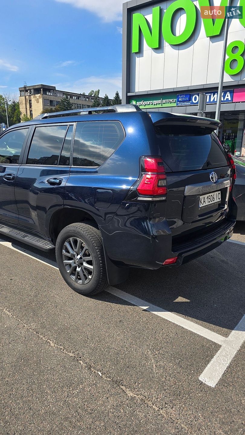 Toyota Land Cruiser Prado 2019 VIN JTEBR3FJ70K145004 фото оголошення 5 з 6