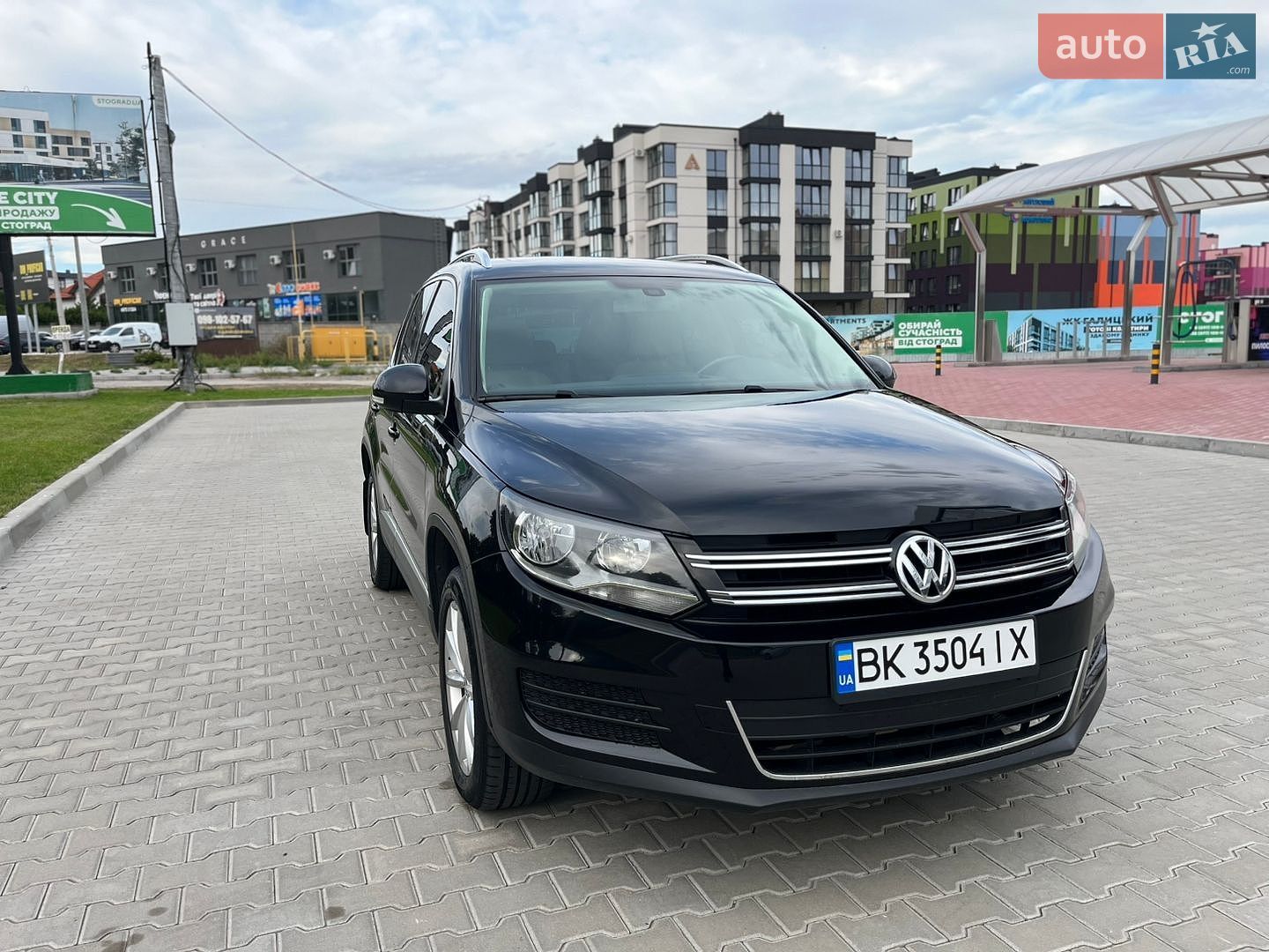 Volkswagen Tiguan 2017 VIN WVGSV7AX1HK032546 фото оголошення 3 з 43