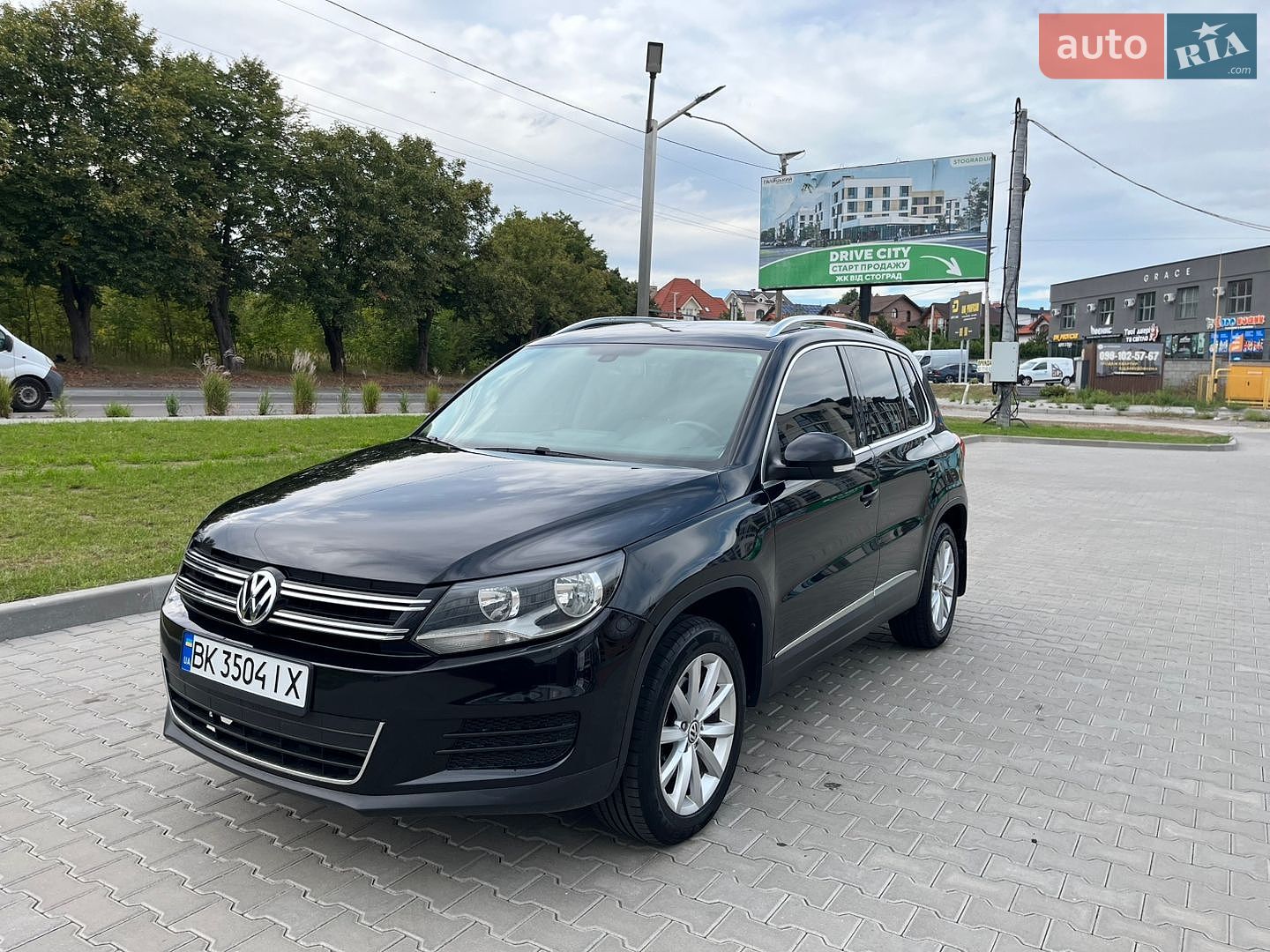 Volkswagen Tiguan 2017 VIN WVGSV7AX1HK032546 фото оголошення 6 з 43
