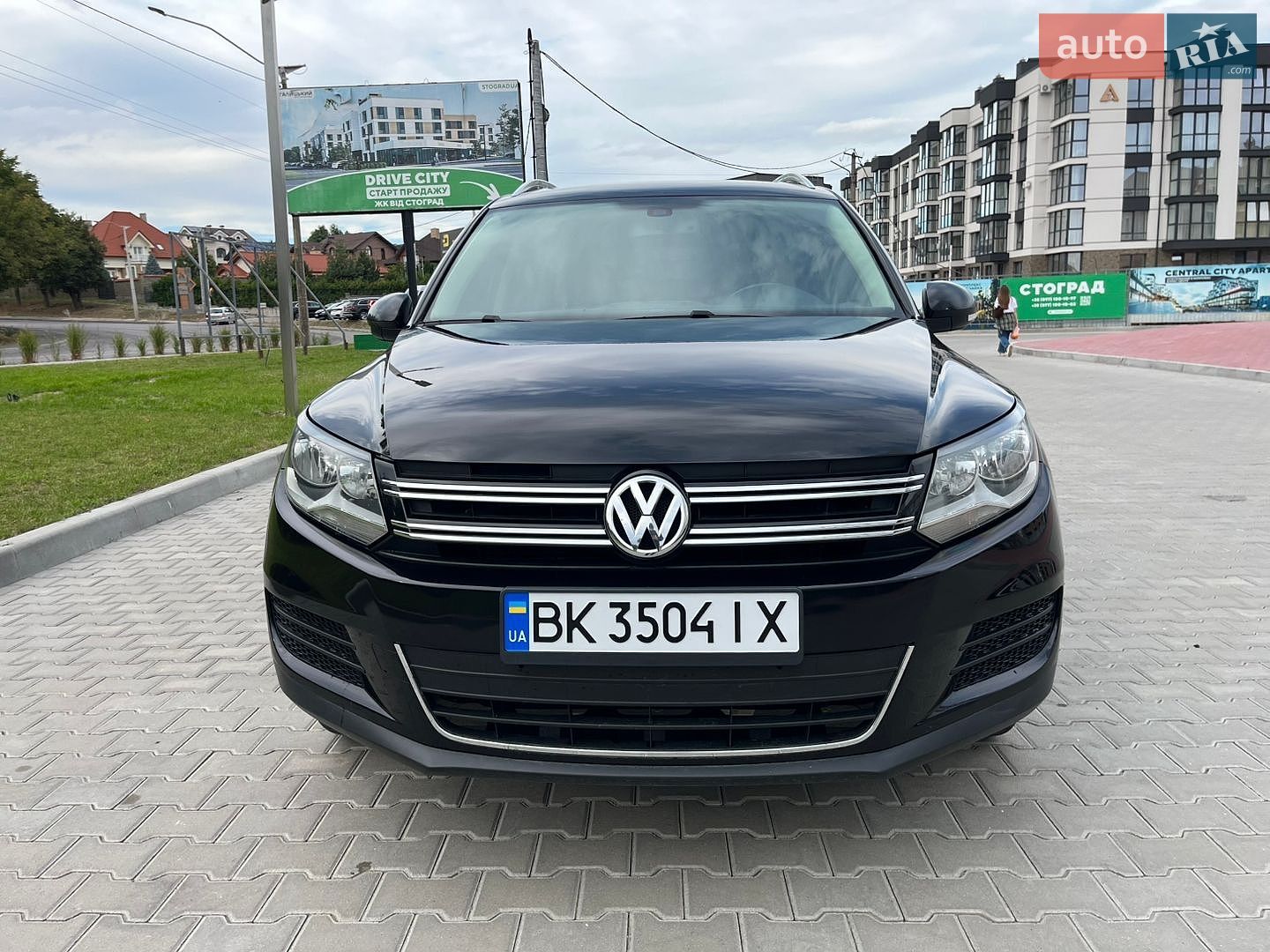 Volkswagen Tiguan 2017 VIN WVGSV7AX1HK032546 фото оголошення 12 з 43