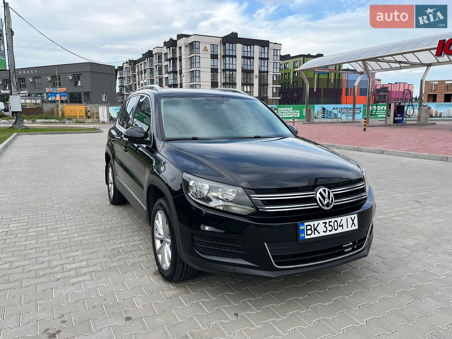 Volkswagen Tiguan 2017 VIN WVGSV7AX1HK032546 фото оголошення 11 з 43