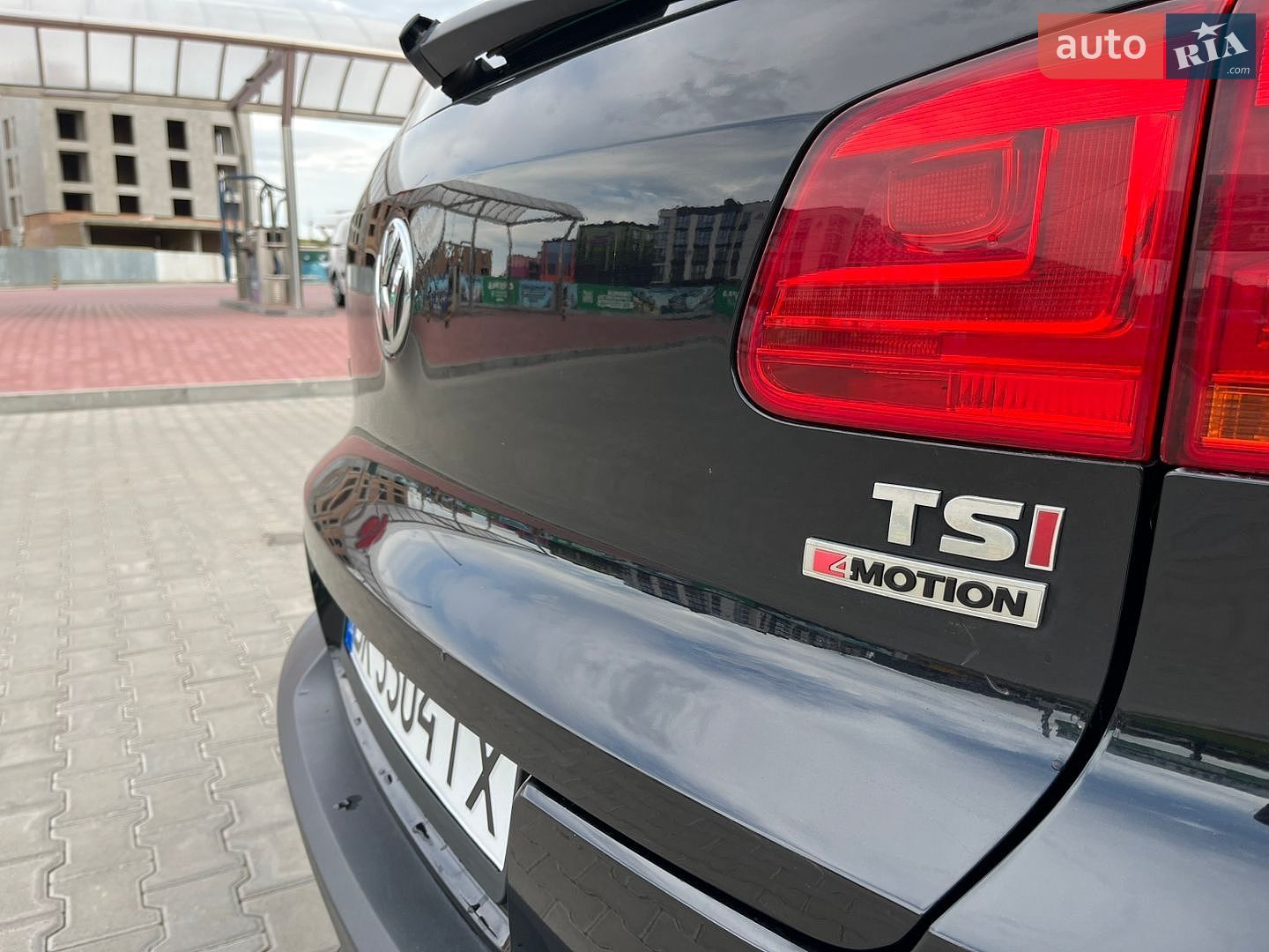 Volkswagen Tiguan 2017 VIN WVGSV7AX1HK032546 фото оголошення 39 з 43