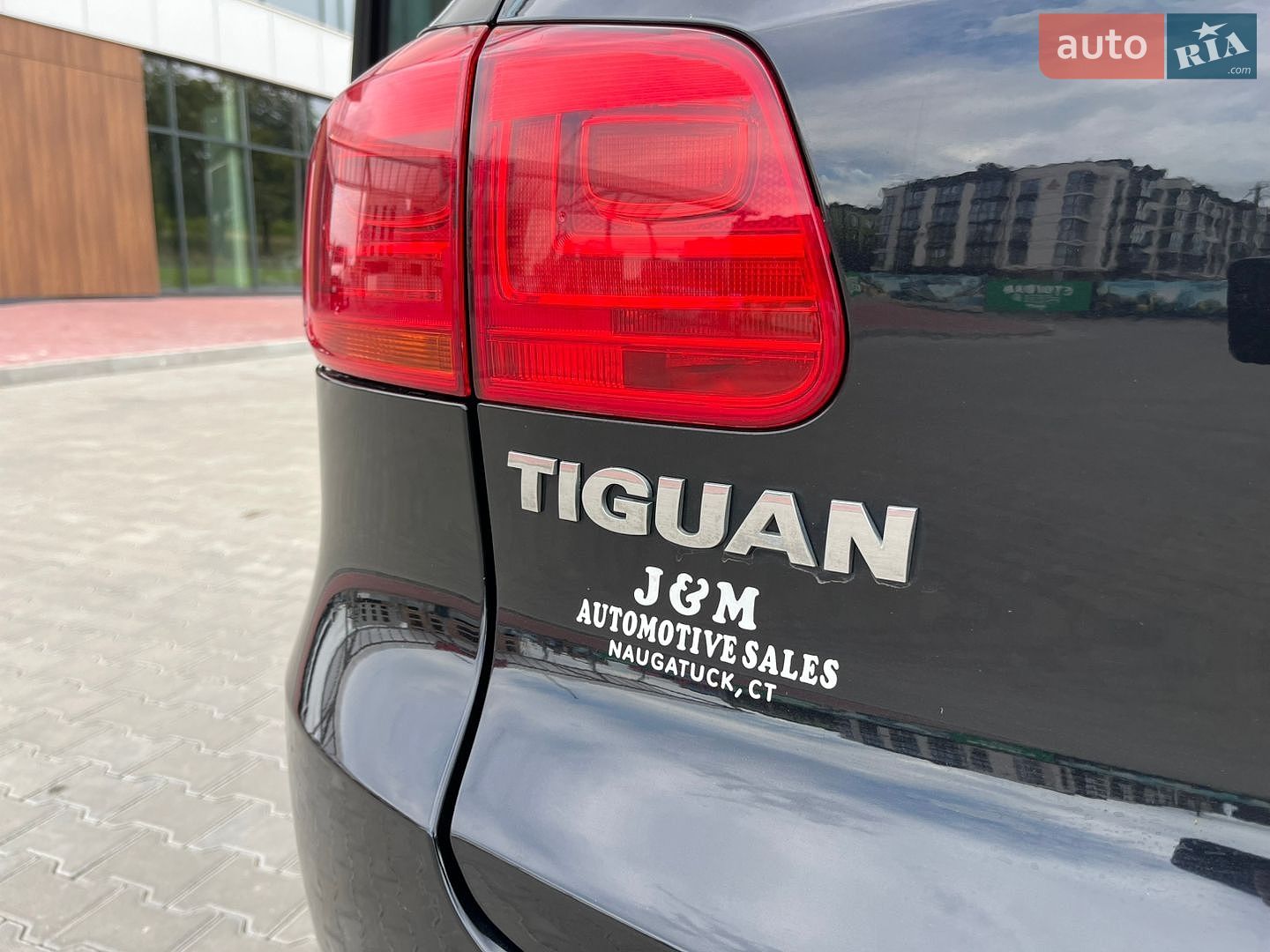 Volkswagen Tiguan 2017 VIN WVGSV7AX1HK032546 фото оголошення 40 з 43