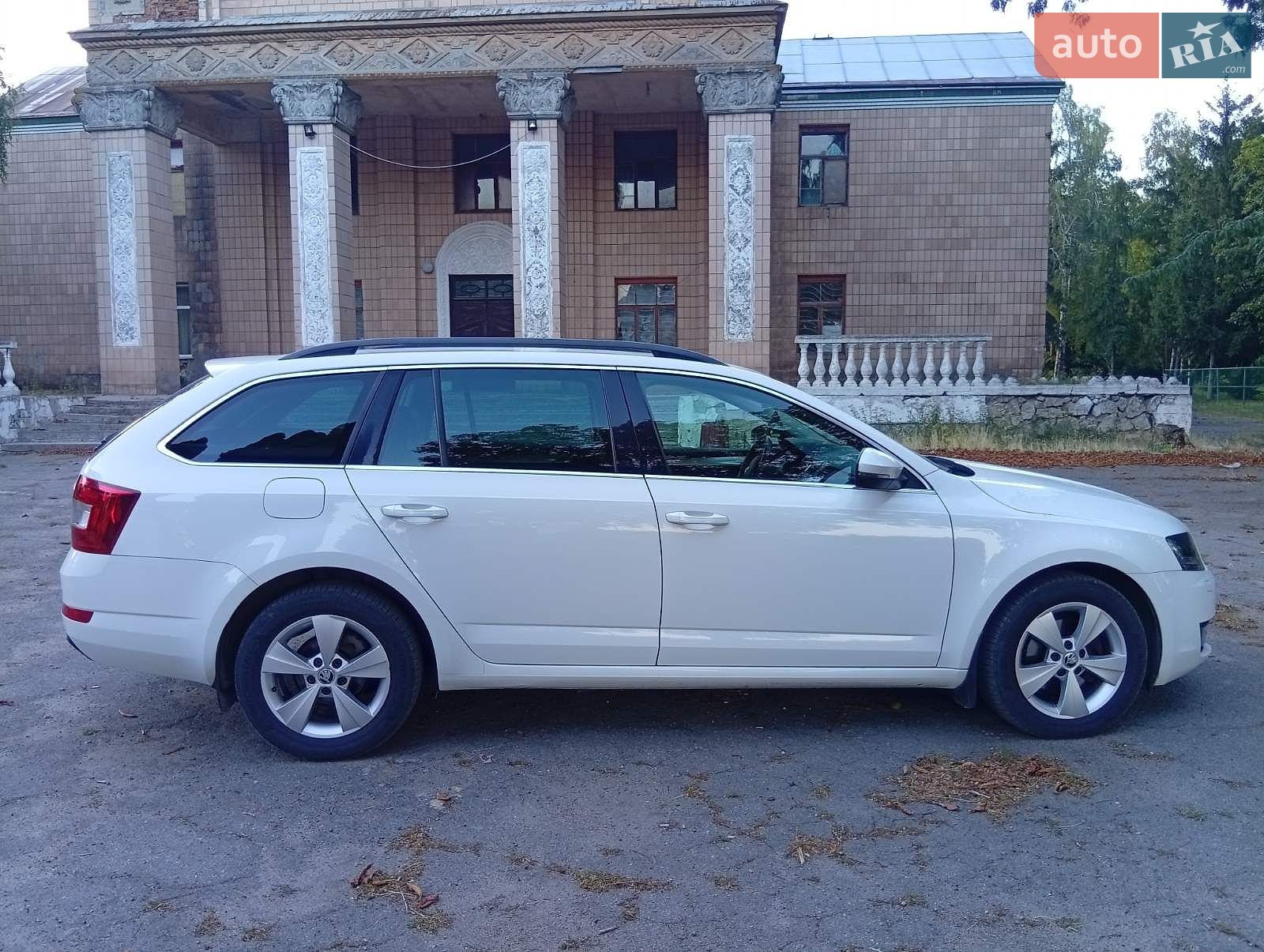 Skoda Octavia 2013 VIN TMBJG7NE3E0085775 фото оголошення 11 з 24