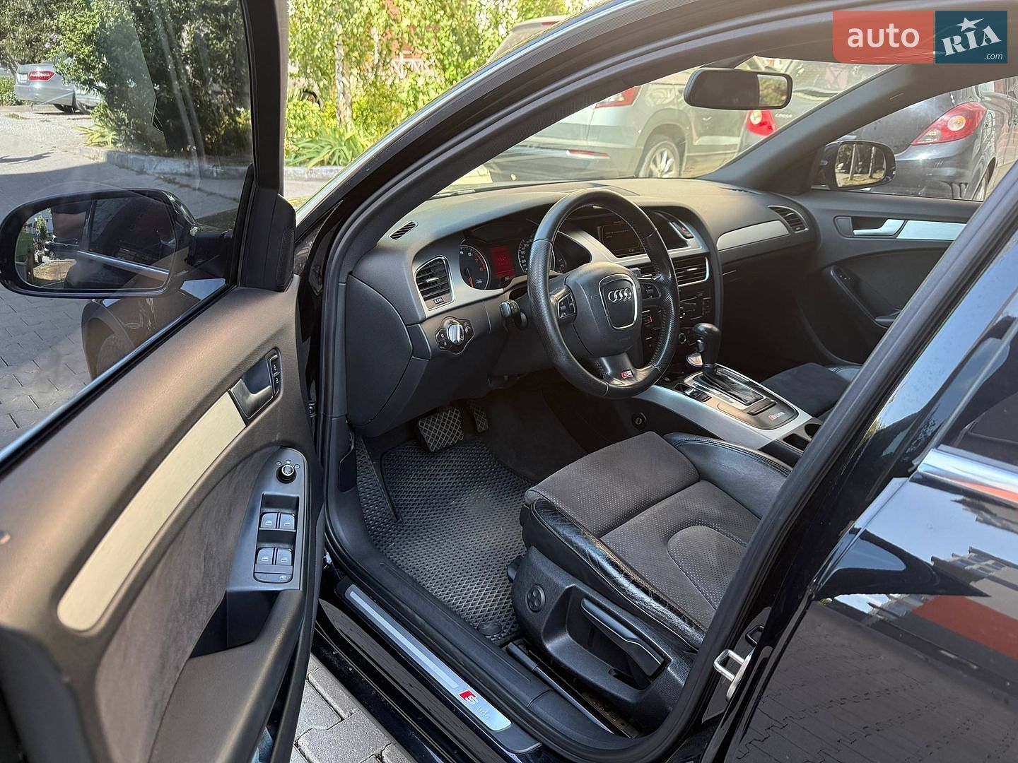 Audi A4 2010 VIN WAUZZZ8K0AN045948 фото оголошення 10 з 23